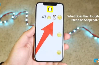 What Does the Hourglass Mean on Snapchat?