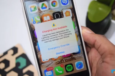 Liquid Detected in Lightning Connector on iPhone